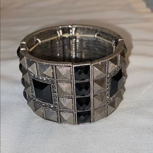 Beautiful stretch bracelet